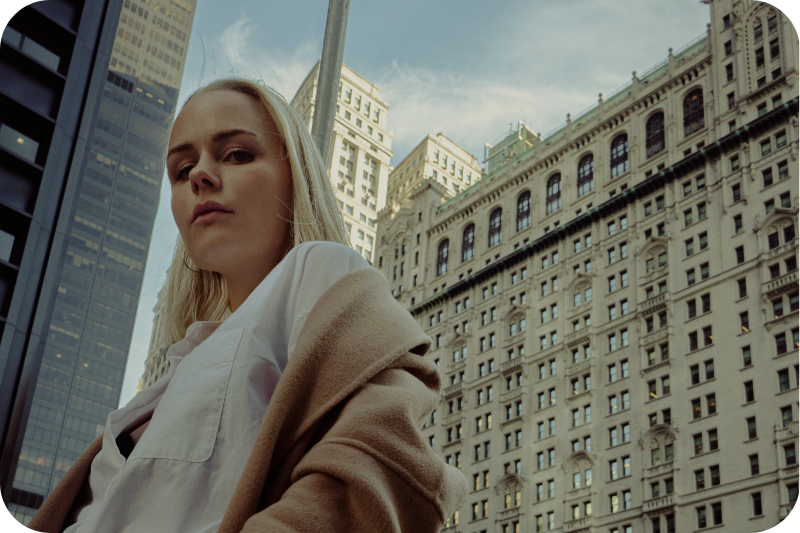 Artist Entrepreneurship: Sia Savina on Building a Career Across Industries
